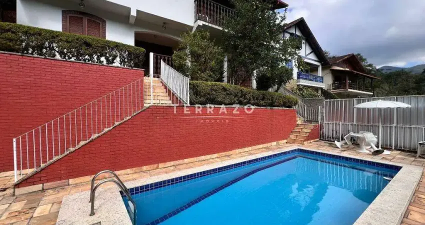 Casa à venda, 6 quartos, 3 suítes, 3 vagas, Posse - Teresópolis/RJ
