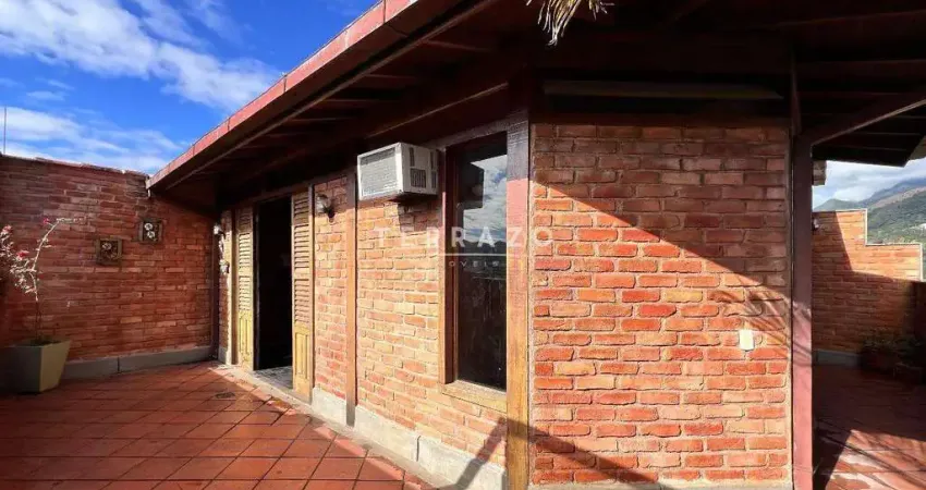 Cobertura para aluguel, 3 quartos, 2 suítes, 1 vaga, Agriões - Teresópolis/RJ