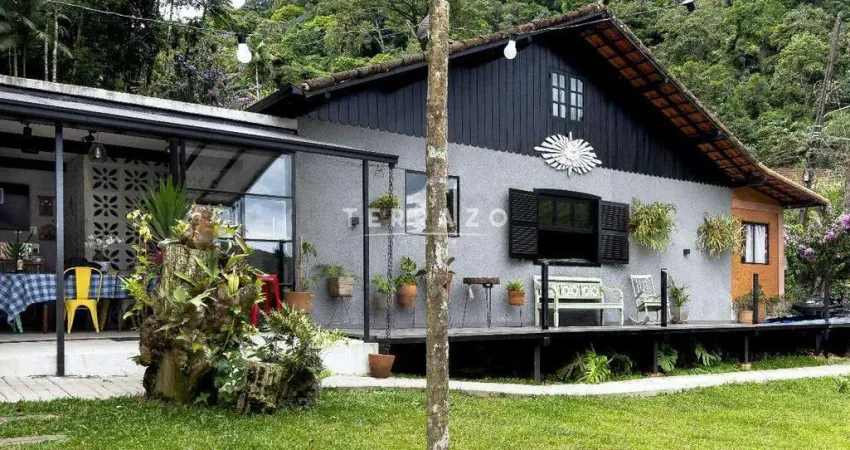 Casa à venda, 2 quartos, 3 vagas, carlos guinle - teresópolis/rj