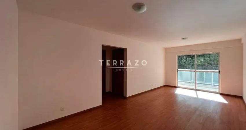 Apartamento com 2 quartos para alugar na Rua Manoel José Lebrão, Ermitage, Teresópolis