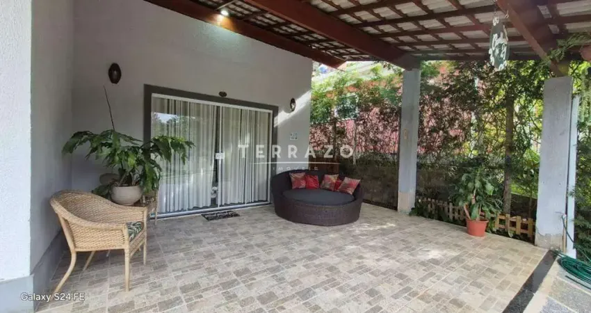 Casa em Condomínio para aluguel, 3 quartos, 1 suíte, 1 vaga, Albuquerque - Teresópolis/RJ