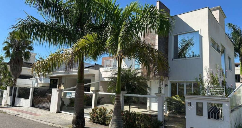 Casa com 3 dormitórios na Pedra Branca