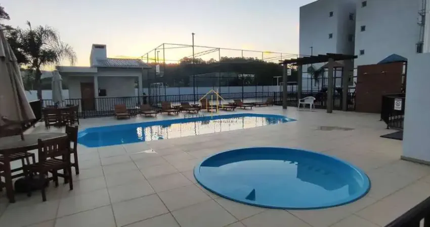 Apartamento REFORMADO com  2 dormitórios no Residencial Santorini - Aririu