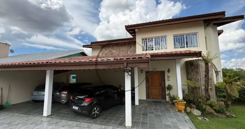 Casa à venda em Atibaia – Excelente localização e alto padrão construtivo