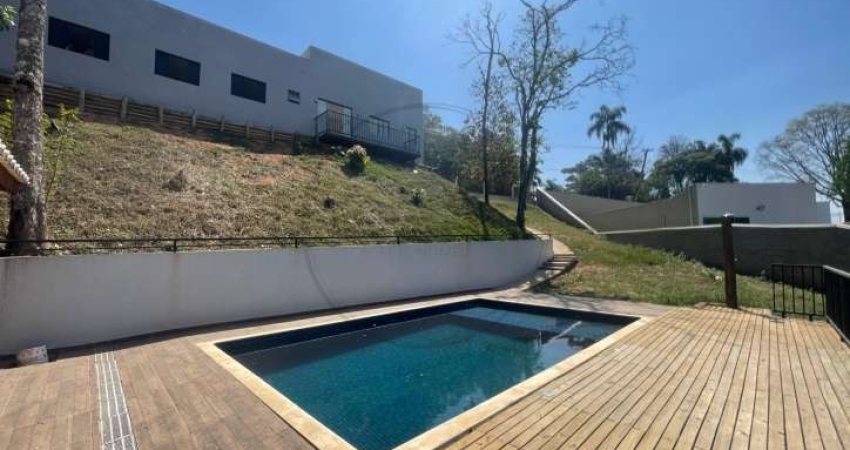 Chácara à venda em Mairiporã-SP, Terra Preta: 3 quartos, 1 suíte, 2 salas, 3 banheiros, 4 vagas, 94m² de área!