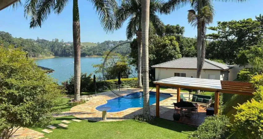 Chácara à venda na represa de igaratá com 7 suítes e píer privativo
