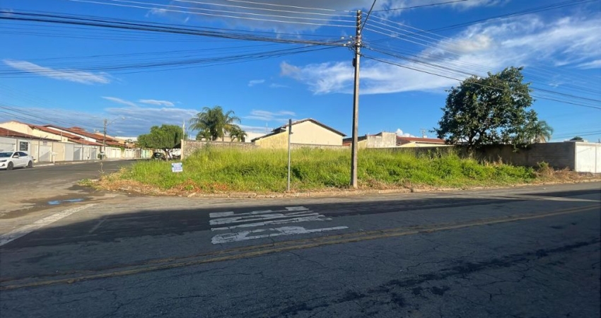 Rua B-07 quadra 14 lote:01 e 02  Estância Itanhangá