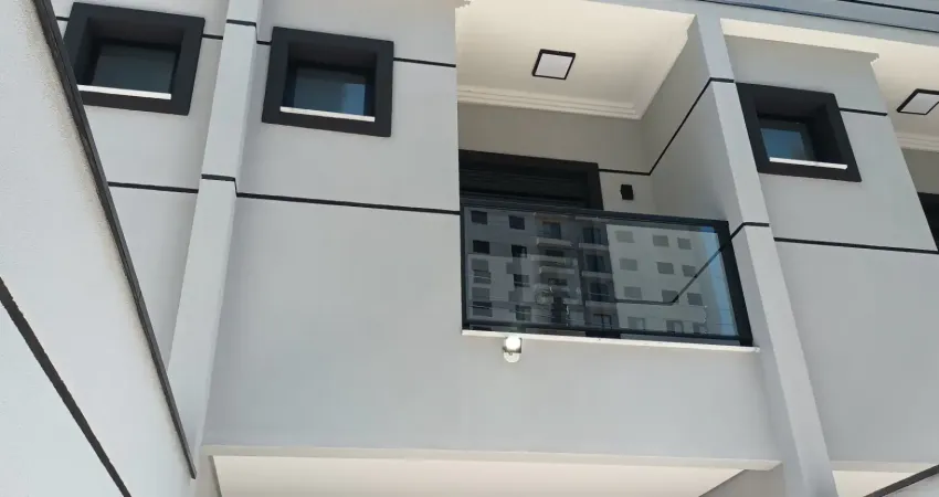 Maravilhoso sobrado novo a venda 03 dormitórios - jardim são paulo