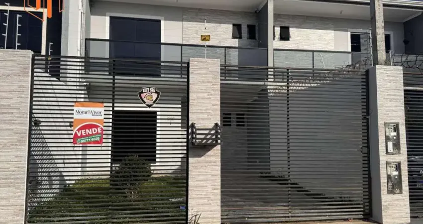 Sobrado para Venda em Fazenda Rio Grande, Eucaliptos, 3 dormitórios, 1 suíte, 3 banheiros, 2 vagas