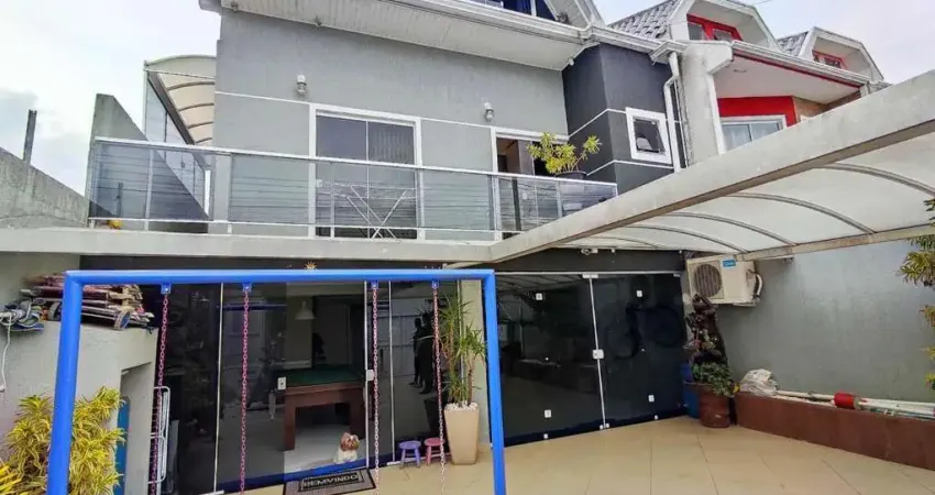 Triplex para Venda em Curitiba, Sitio Cercado, 3 dormitórios, 2 suítes, 3 banheiros, 2 vagas