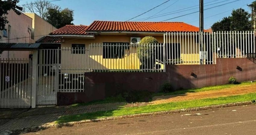 Casa para Venda em Dois Vizinhos, Centro Sul, 4 dormitórios, 1 suíte, 3 banheiros, 2 vagas