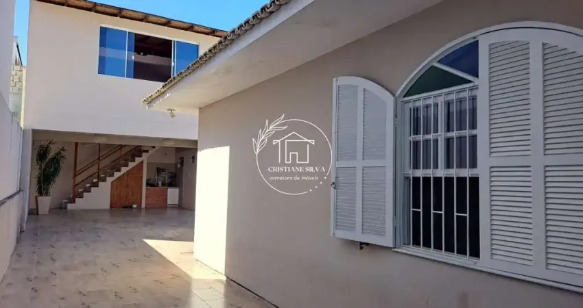 Casa à venda no bairro Barreiros - São José/SC