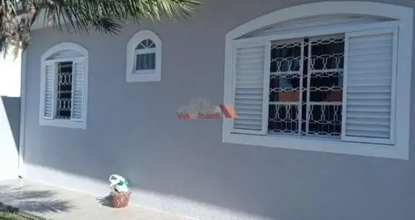 Belíssima Casa em Araucária no Porto das Laranjeiras