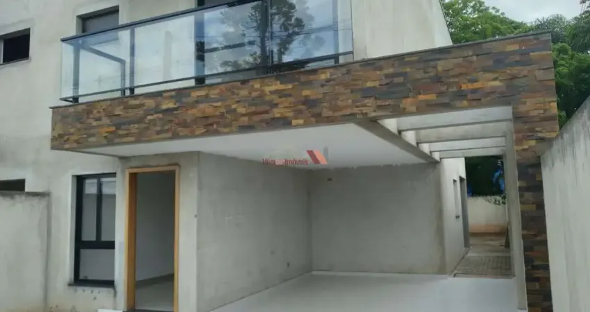 Sobrado com 3 dormitórios à venda, 140 m² por R$ 650.000 - Thomaz Coelho - Araucária/PR