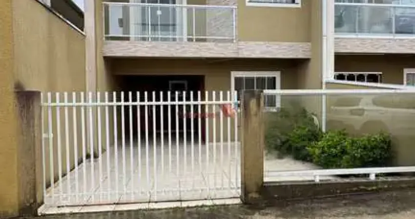 Casa com 3 quartos à venda na Rua Maria Brunatto Cantador, Fazenda Velha, Araucária