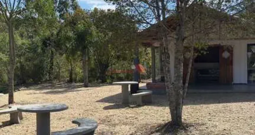 Oportunidade única de negócio em café colonial com alto fluxo de clientes!