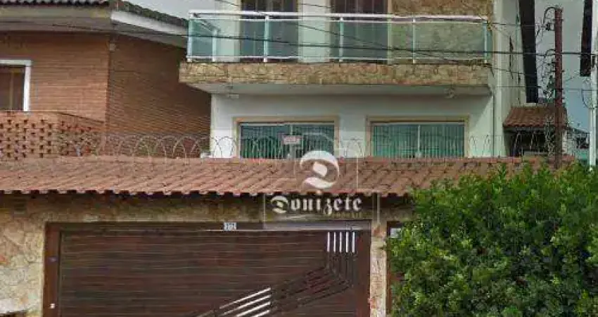 Sobrado com 4 dormitórios à venda, 350 m² por R$ 995.000,00 - Jardim Araguaia - Mauá/SP