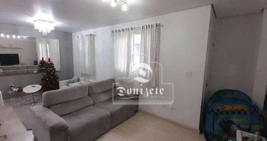 Sobrado com 3 dormitórios à venda, 140 m² por R$ 854.990,00 - Campestre - Santo André/SP