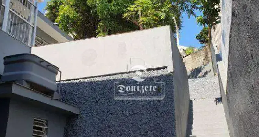 Casa com 4 dormitórios para alugar, 250 m² por R$ 5.480,10/mês - Campestre - Santo André/SP