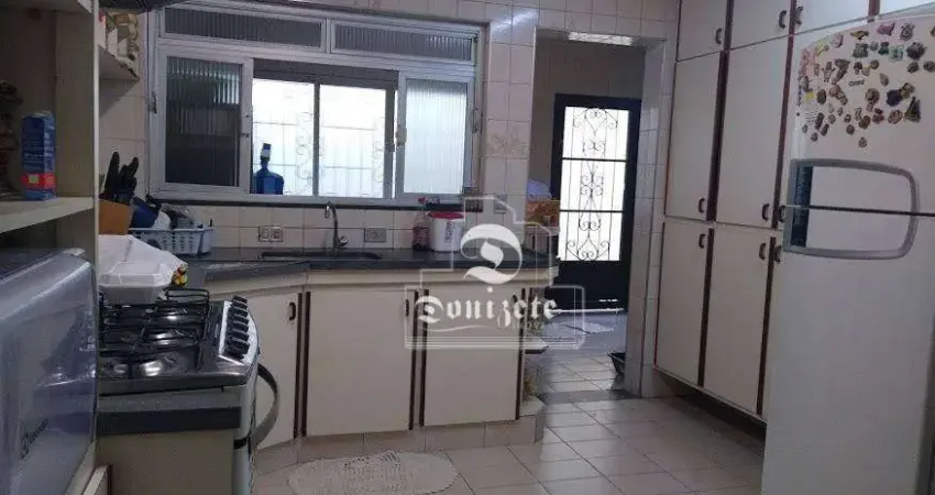 Casa com 3 dormitórios à venda, 156 m² por R$ 2.332.000,00 - Jardim - Santo André/SP