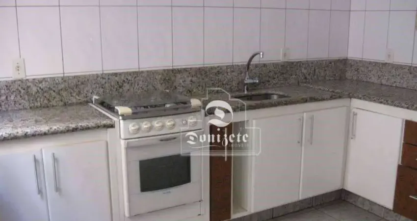 Sobrado com 3 dormitórios à venda, 162 m² por R$ 820.000,00 - Vila Scarpelli - Santo André/SP
