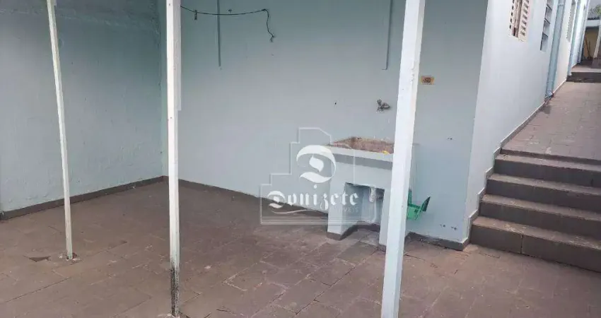 Casa com 1 dormitório para alugar, 50 m² por R$ 1.230,00/mês - Santa Maria - Santo André/SP
