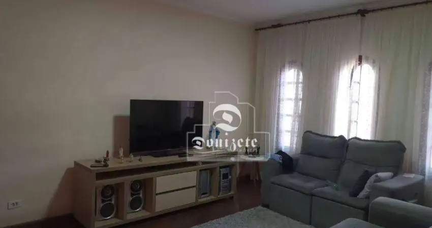 Sobrado com 3 dormitórios à venda, 181 m² por R$ 745.000,00 - Jardim Las Vegas - Santo André/SP