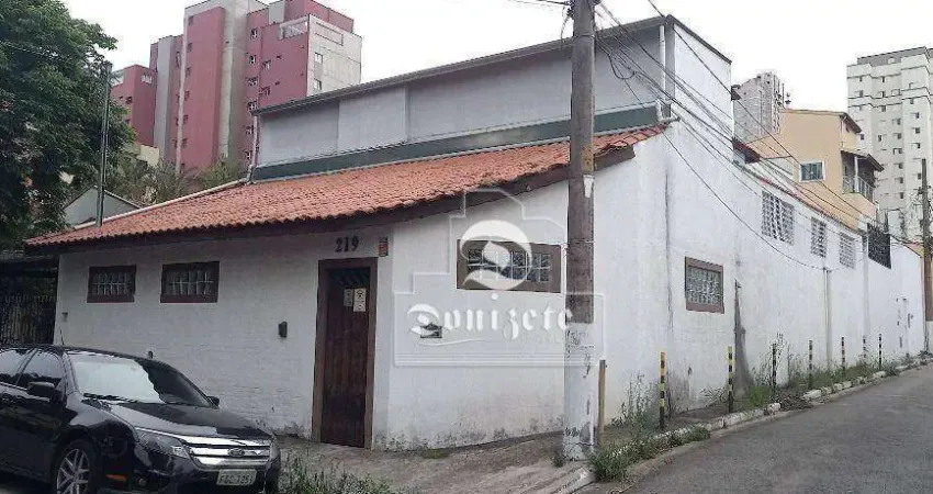Sobrado com 3 dormitórios, 286 m² - venda por R$ 1.600.000,00 ou aluguel por R$ 11.796,22/mês - Jardim - Santo André/SP
