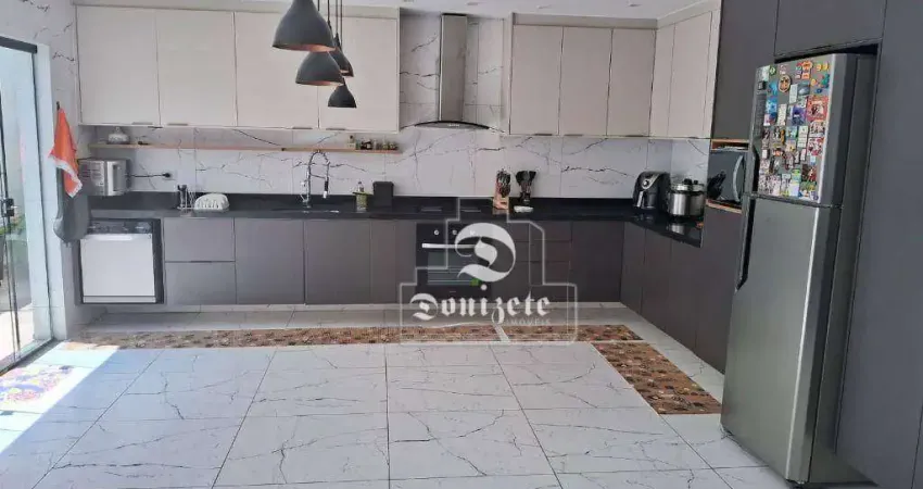 Sobrado com 3 dormitórios à venda, 264 m² por R$ 1.200.000,00 - Vila Metalúrgica - Santo André/SP