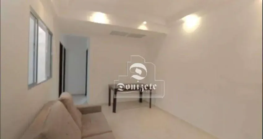 Apartamento com 2 dormitórios à venda, 55 m² por R$ 390.000,00 - Santa Teresinha - Santo André/SP