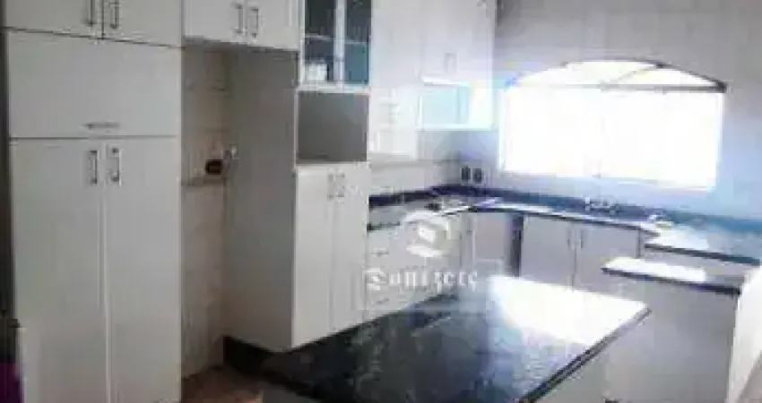 Sobrado com 4 dormitórios à venda, 249 m² por R$ 981.000,00 - Vila São Pedro - Santo André/SP