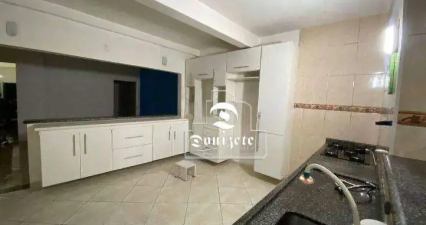 Casa com 3 dormitórios para alugar, 100 m² por R$ 2.250,00/mês - Jardim do Estádio - Santo André/SP