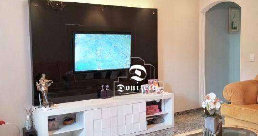 Sobrado com 3 dormitórios à venda, 247 m² por R$ 890.000,00 - Jardim Las Vegas - Santo André/SP