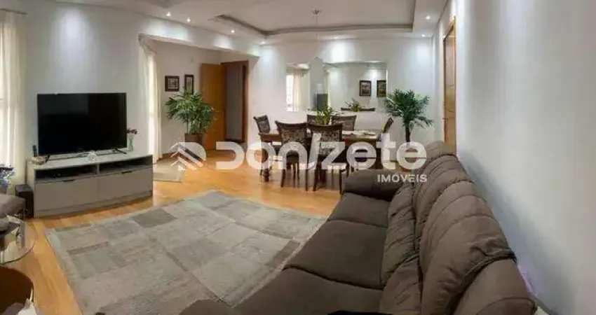 Apartamento residencial de 130 m² com 3 suítes, 3 vagas e varanda – Vila Bastos, Santo André