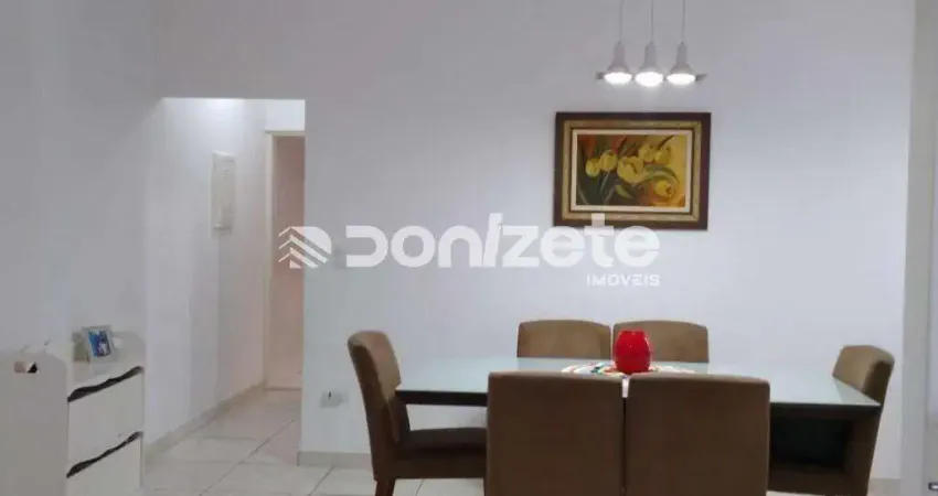 Sobrado Residencial com 3 Dormitórios, 2 Vagas – Vila Valparaíso, Santo André