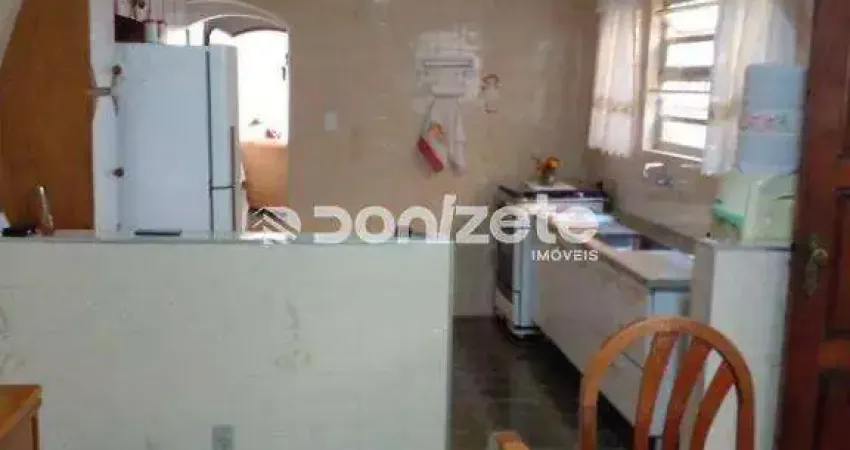 Sobrado com 3 dormitórios à venda, 272 m² por R$ 979.900,00 - Vila Valparaíso - Santo André/SP