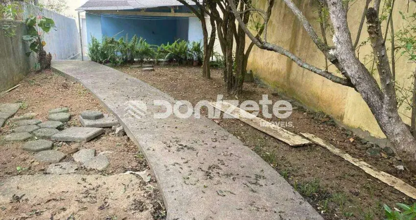 Sobrado à venda, 261 m² por R$ 799.999,99 - Campestre - Santo André/SP