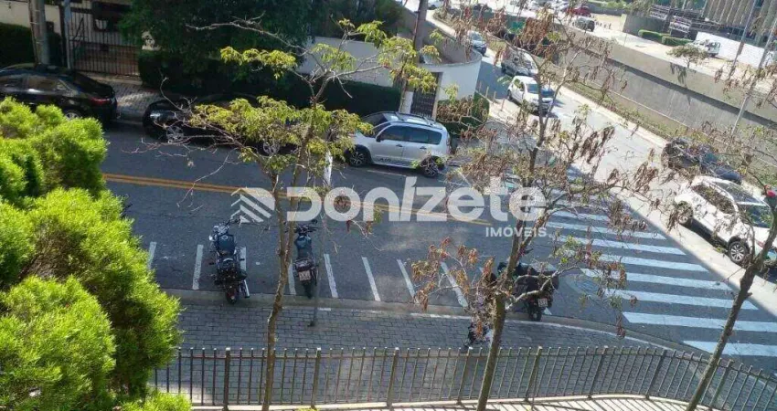 Sala Comercial de 94 m² à Venda na Vila Bastos, Santo André — 2 Salas, 2 Vagas