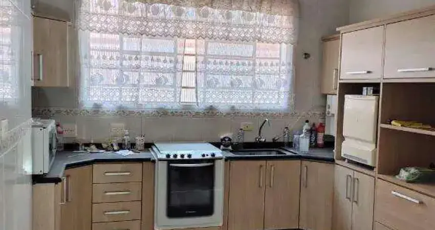 Casa com 3 dormitórios para alugar, 150 m² por R$ 3.600,00/mês - Vila Guiomar - Santo André/SP