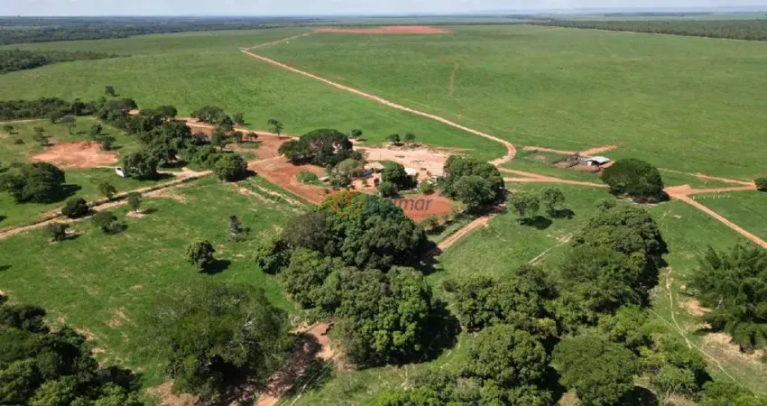 Fazenda com 3 salas à venda na RUA CAPITÃO SPERIDIÃO 571, 2, Centro, João Pinheiro
