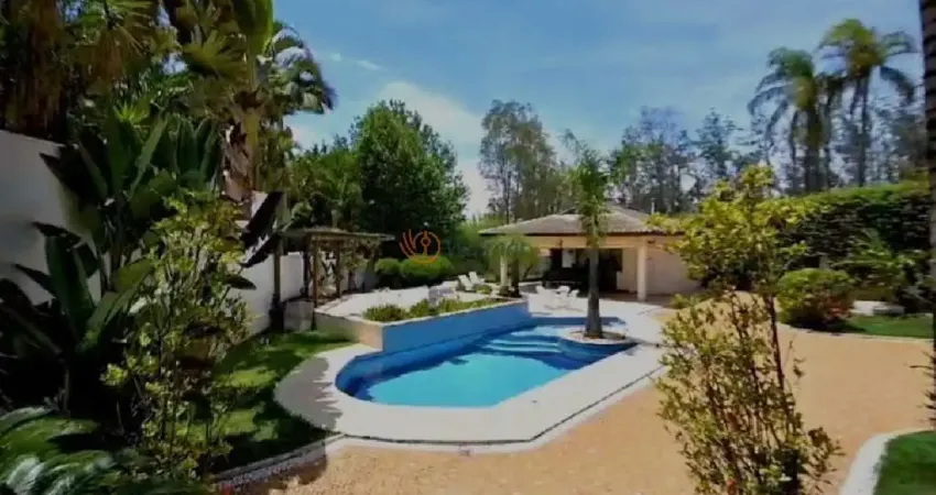Imponente residência de luxo no Parque Taquaral: 4 quartos, 4 suítes, 4 salas, 7 banheiros, 10 vagas de garagem, 646,23 m². Venha conhecer!
