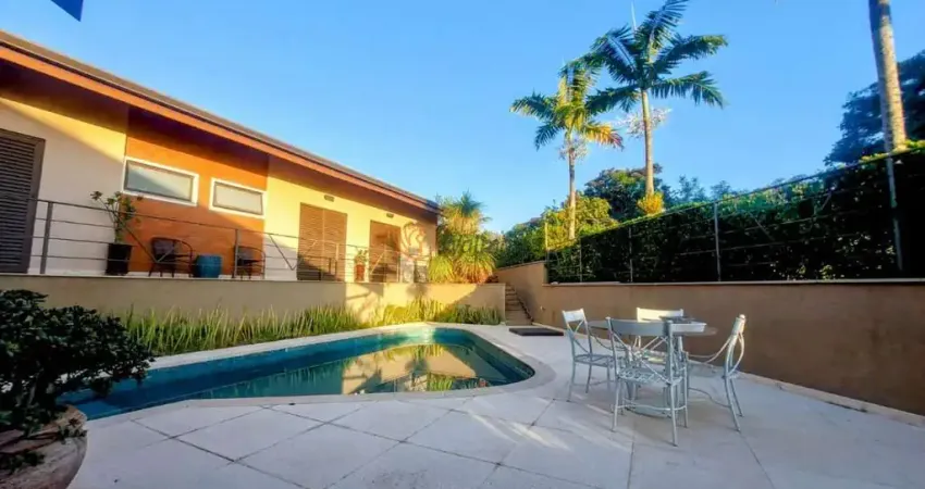 Locação de Casa de Alto Padrão em Condomínio no Loteamento Mont Blanc Residence, Campinas-SP: 4 quartos, 4 suítes, 3 salas, 5 banheiros, 5 vagas, 400,12m².