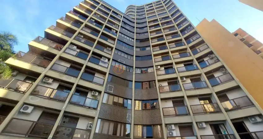 Apartamento à venda no Cambuí em Campinas-SP: 3 quartos, 1 suíte, 3 salas, 4 banheiros, 2 vagas, 134m²