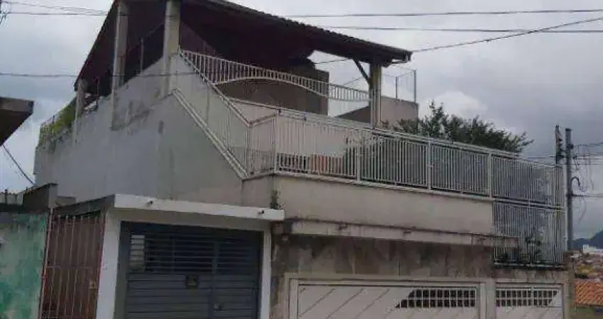 Sobrado com 3 dormitórios à venda, 200 m² por R$ 850.000,00 - Parque Maria Domitila - São Paulo/SP