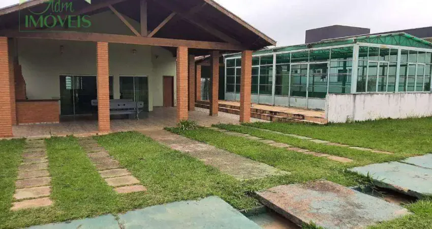 Casa com 4 dormitórios à venda, 300 m² por R$ 598.000 - Condomínio Ninho Verde II - Pardinho/SP