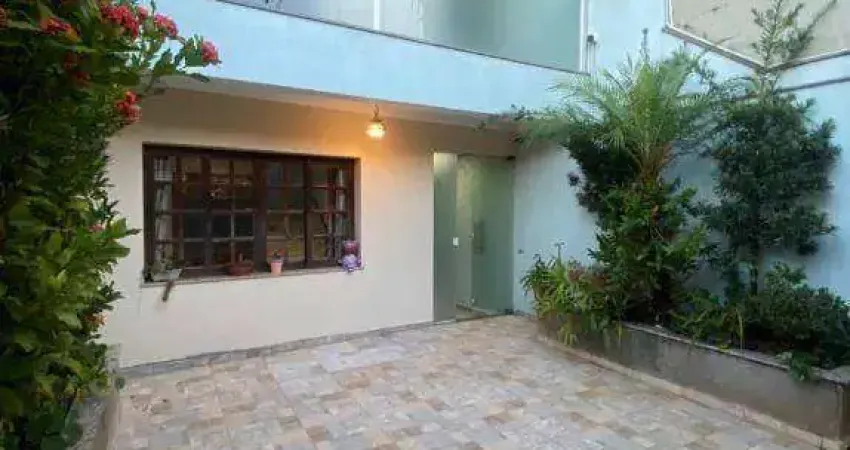 Casa com 2 quartos à venda na Rua Luís de Andrade, 753, Vila Pereira Barreto, São Paulo