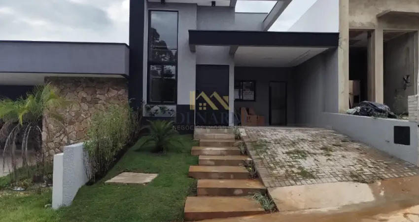 Casa Espaçosa em Condomínio Fechado no Bairro Santa Marta