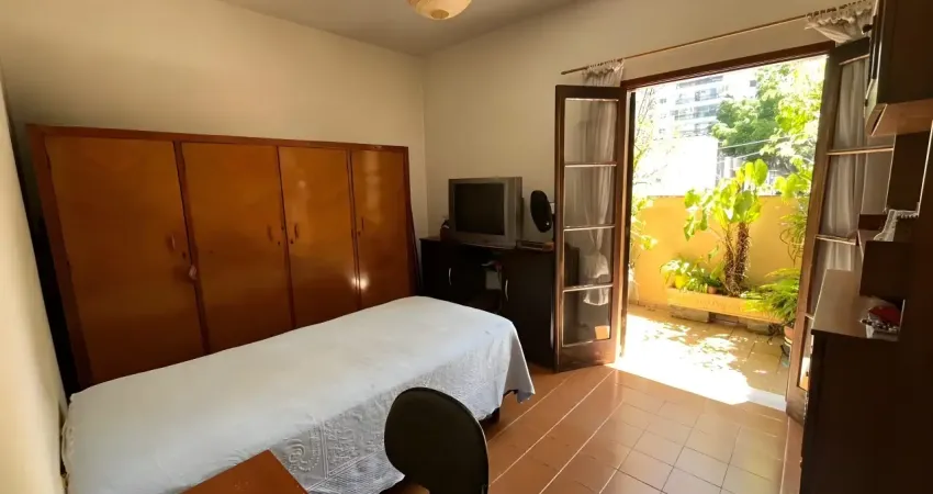 Casa na vila romana – imóvel ampliado e com alto potencial de valorização!