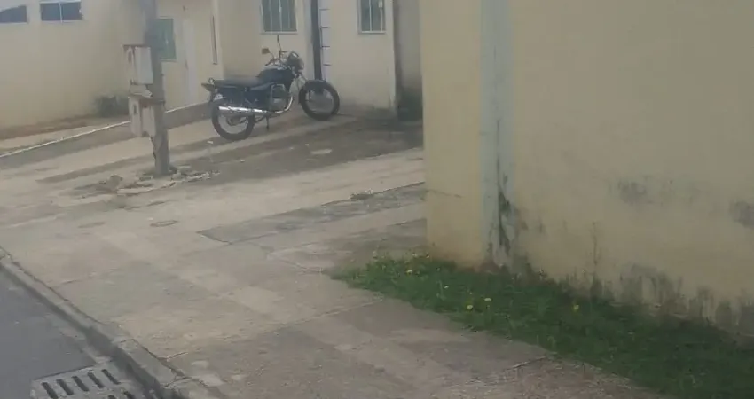 Casa em condomínio fechado com 2 quartos à venda na Rua Arapongas, 1528, Capela Velha, Araucária