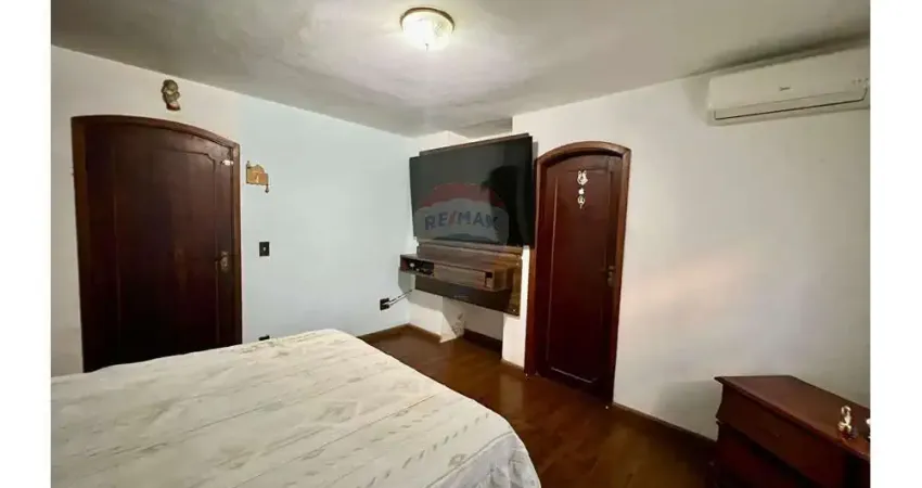 Casa com 3 quartos à venda na Rua Doutor Olímpio Guilherme, 17, Centro, Bragança Paulista
